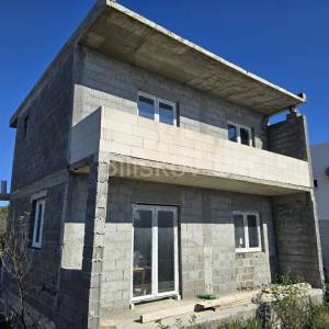 Rogoznica, kuća u izgradnji, prodaja