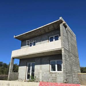 Rogoznica, kuća u izgradnji, prodaja