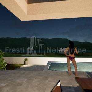 ROVANJSKA - PRVI RED DO MORA -  212 m2