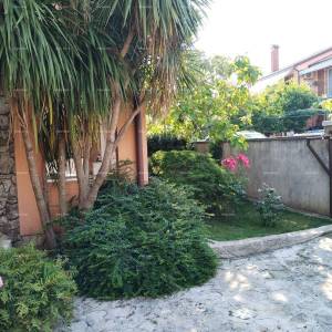 ROVINJ – APARTMANSKA ZGRADA NA MIRNOJ LOKACIJI, IDEALNA ZA INVESTICIJU