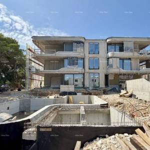 ROVINJ - prodaja stana u luksuznoj rezidenciji uz more / S16