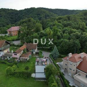 SAMOBOR, GIZNIK - Prilika! Moderna kuća s terasom, jacuzzijem, garažom i panoramskim pogledom!