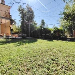 Samostojeća kuća, prvi red do mora! Novigrad.