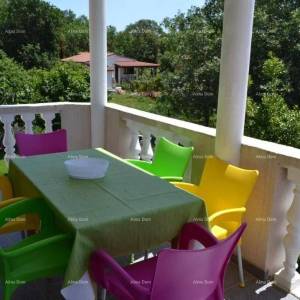 Samostojeća kuća s apartmanima! Štinjan.