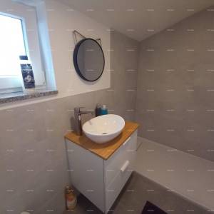 SAMOSTOJEĆA KUĆA S POMOĆNIM OBJEKTOM I PROSTRANOM OKUĆNICOM U ZAPADNOJ ISTRI