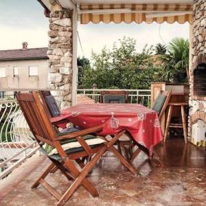 Samostojeća kuća u Valbandonu!