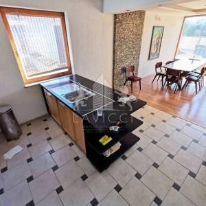 Samostojeća kuća u Zadru, predio Melada (Maslina)