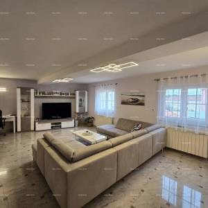 Samostojeća obiteljska kuća,Medulin! Lokacija fantastična!