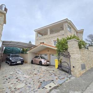 Samostojeća obiteljska kuća,Medulin! Lokacija fantastična!