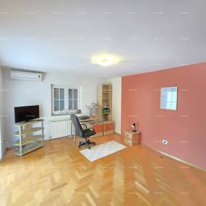 Samostojeća obiteljska kuća,Medulin! Lokacija fantastična!