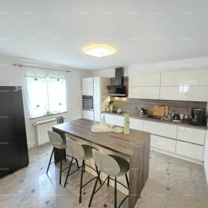 Samostojeća obiteljska kuća,Medulin! Lokacija fantastična!