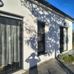 Samostojeća prizemnica s bazenom!