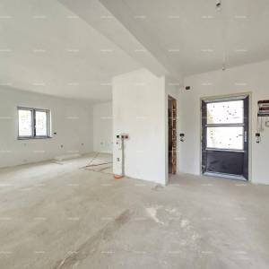 Samostojeća prizemnica u blizini Pule !