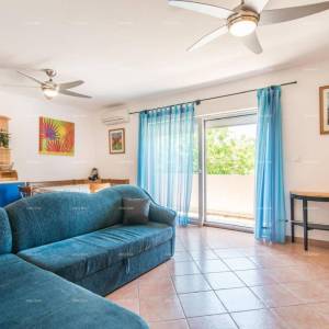 Šarmantan stan u Pješčanoj Uvali, blizu mora!