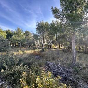 ŠIBENIK, BRODARICA - INVESTICIJSKA PRILIKA: Zemljište 5270 m² na Brodarici za 6 stambenih zgrada!