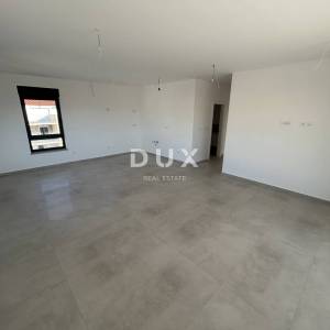 ŠIBENIK, TRIBUNJ – Dvosoban stan u novogradnji sa pogledom na more! PRILIKA!