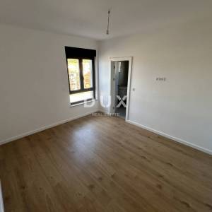 ŠIBENIK, TRIBUNJ – Trosoban stan s očaravajućim pogledom na more! NOVOGRADNJA!