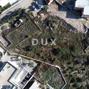 ŠIBENIK, VODICE – Atraktivno zemljište sa pogledom na more