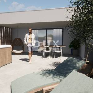 ŠIBENIK, VODICE – Stan na prvom katu s terasom