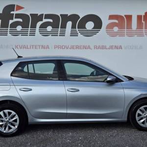 Škoda Fabia 1,0 TSI 110 KS**,ALU,FULL LED,NAV,TEMPOMAT,PARK SENZORI...