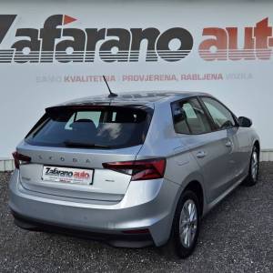 Škoda Fabia 1,0 TSI 110 KS**,ALU,FULL LED,NAV,TEMPOMAT,PARK SENZORI...