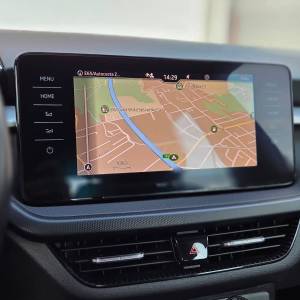 Škoda Fabia 1,0 TSI 110 KS**,ALU,FULL LED,NAV,TEMPOMAT,PARK SENZORI...