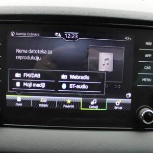 Škoda Karoq 2.0 TDi Business *LED, NAVIGACIJA, KAMERA*