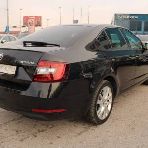 Škoda Octavia 2.0 TDi DSG Style *LED* - nije uvoz