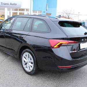 Škoda Octavia Combi 2.0 TDi DSG *LED, NAVIGACIJA*
