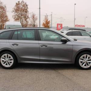 Škoda Octavia Combi 2.0 TDi DSG 150ks *LED, NAVIGACIJA*