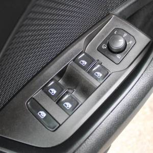 Škoda Octavia Combi 2.0 TDi DSG 150ks *LED, NAVIGACIJA*