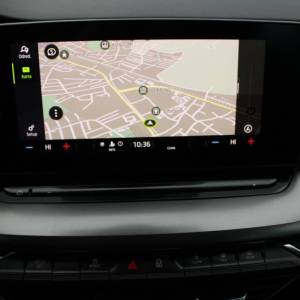 Škoda Octavia Combi 2.0 TDi DSG 150ks *LED, NAVIGACIJA*