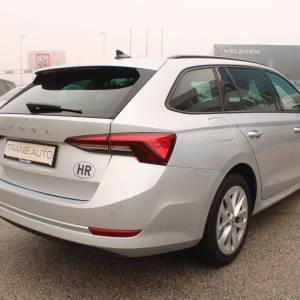 Škoda Octavia Combi 2.0 TDi DSG *LED, NAVIGACIJA*