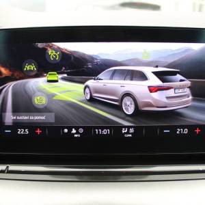 Škoda Octavia Combi 2.0 TDi DSG *LED, NAVIGACIJA*