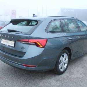 Škoda Octavia Combi 2.0 TDi DSG Executive *LED, NAVIGACIJA*