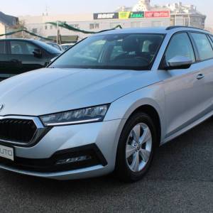 Škoda Octavia Combi 2.0 TDi DSG *LED, NAVIGACIJA, VIRTUAL*