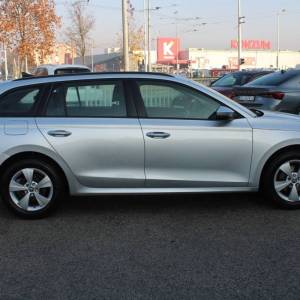 Škoda Octavia Combi 2.0 TDi DSG *LED, NAVIGACIJA, VIRTUAL*