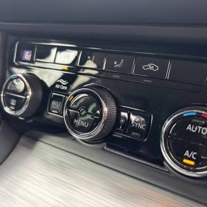 Škoda Superb COMBI 2.0 TDI - 3 godine jamstva