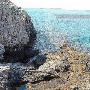 Šolta Nečujam, građevinsko zemljište 5115 m2