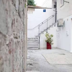 Split, centar prodaja stan, opremljen studio apartman