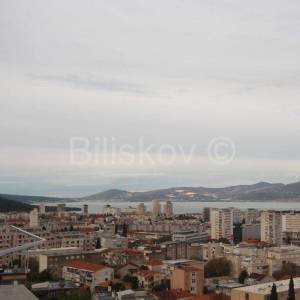 Split, Plokite prodaja 2soban stan, lift