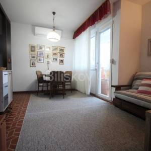 Split, Plokite prodaja 2soban stan, lift