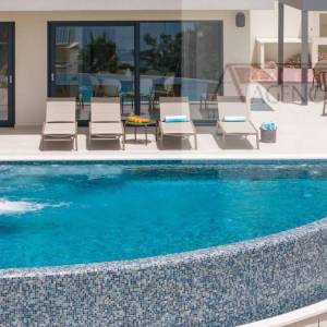 Split - vila Donja Podstrana pogled na more 370 m2 top nekretnina