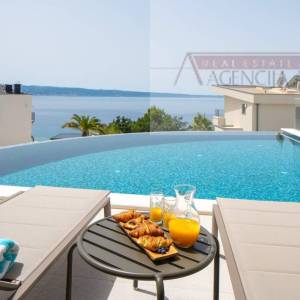 Split - vila Donja Podstrana pogled na more 370 m2 top nekretnina