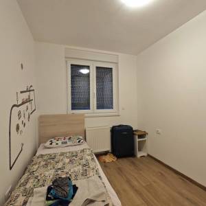 SRDOČI, RIJEKA – Trosobni stan s pogledom na more i garažom