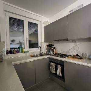 SRDOČI, RIJEKA – Trosobni stan s pogledom na more i garažom