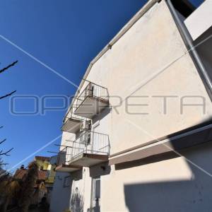 Stan 2s, pogled na more i 2 balkona, Tribunj 
