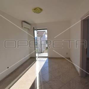 Stan 2s, pogled na more i 2 balkona, Tribunj 
