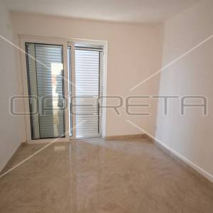 Stan 2s, pogled na more i 2 balkona, Tribunj 
