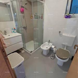 Stan s vrtom i terasom – Raša, prizemlje, 48 m²